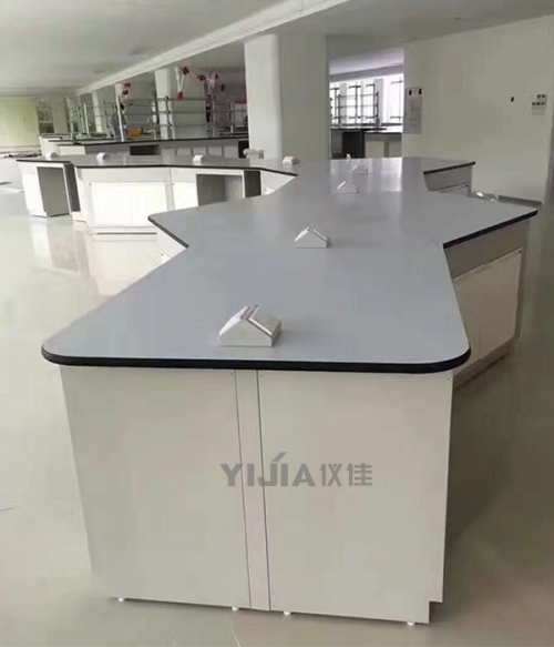 定制全鋼中央臺(tái)